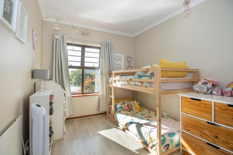 3 Bedroom Property for Sale in Heathfield Western Cape